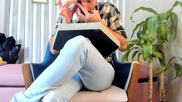 EthanGrey online show from September 10, 2025, 11:20 am