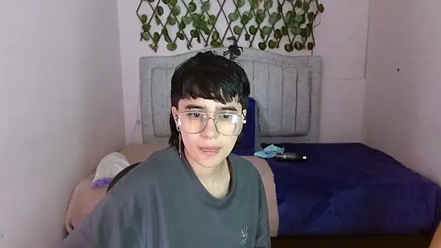 Britney thx online show from December 16, 2025, 1:10 am