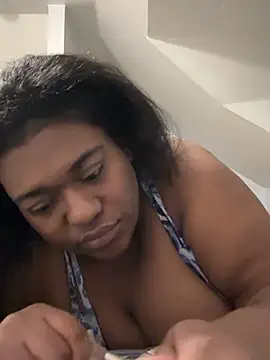 Snapshot of bunbun420247 chatting on January 17, 2026, 12:48 am bunbun420247 online show from January 17, 2026, 12:48 am