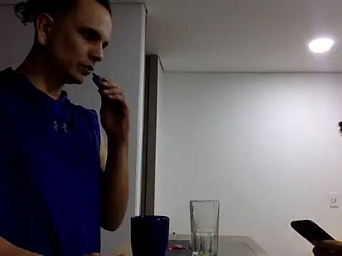 Snapshot of KianxxTeach chatting on October 16, 2025, 2:09 am KianxxTeach online show from October 16, 2025, 2:09 am