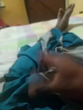 Remo20001 online show from February 5, 2026, 6:04 pm