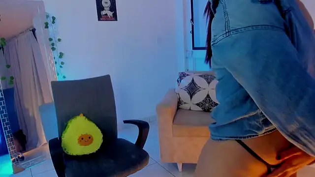 Genesiissss online show from February 1, 2026, 4:22 am