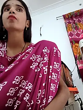 Hot-Soniya2 online show from September 24, 2025, 7:37 am