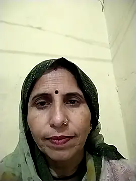 Snapshot of Hot_liya54 chatting on February 10, 2026, 3:27 am Hot liya54 online show from February 10, 2026, 3:27 am