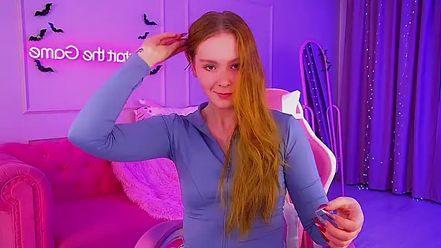 AgataFoxley online show from November 5, 2025, 6:11 pm