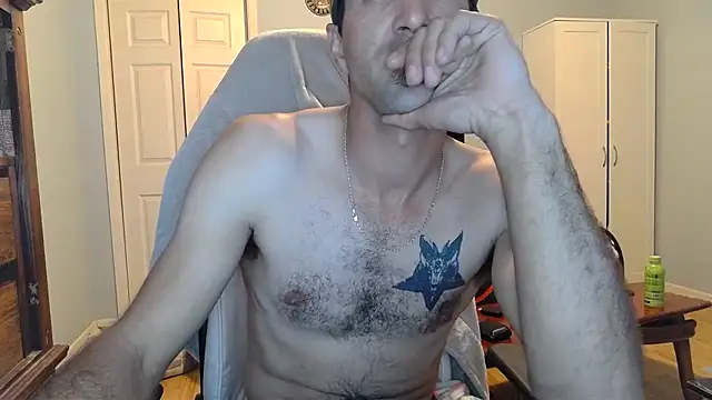 Snapshot of Ardokks chatting on October 10, 2025, 2:23 am Ardokks online show from October 10, 2025, 2:23 am