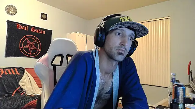 Snapshot of Ardokks chatting on October 5, 2025, 3:08 am Ardokks online show from October 5, 2025, 3:08 am