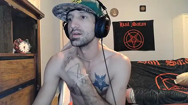 Snapshot of Ardokks chatting on November 13, 2025, 3:54 am Ardokks online show from November 13, 2025, 3:54 am