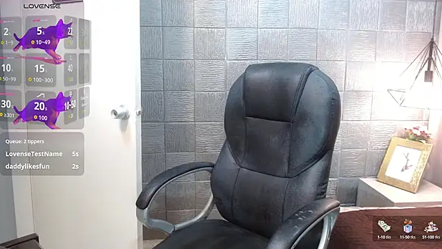 Iantwink18 online show from October 3, 2025, 1:01 pm