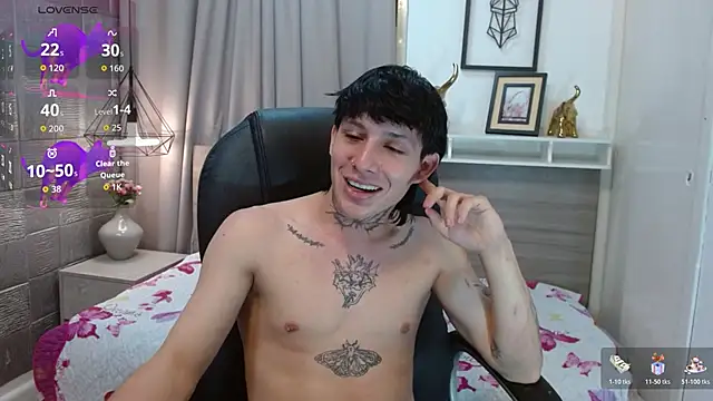 Iantwink18 online show from October 20, 2025, 8:31 pm