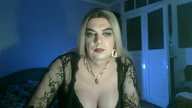 NiraFrost online show from November 5, 2025, 5:54 am