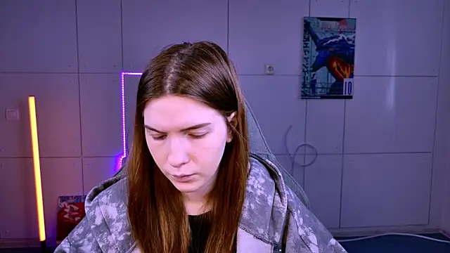 AliceCUNTach online show from September 10, 2025, 5:06 am