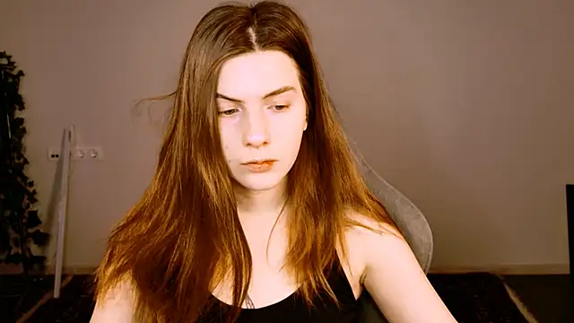 AliceCUNTach online show from November 30, 2025, 5:08 am