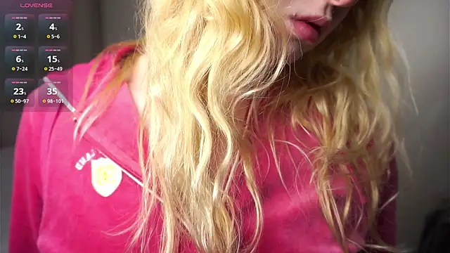 ShontaWasilko online show from October 2, 2025, 7:50 pm