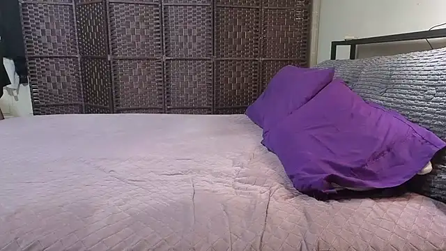 Snapshot of aussiepeaches chatting on February 5, 2026, 1:01 am aussiepeaches online show from February 5, 2026, 1:01 am