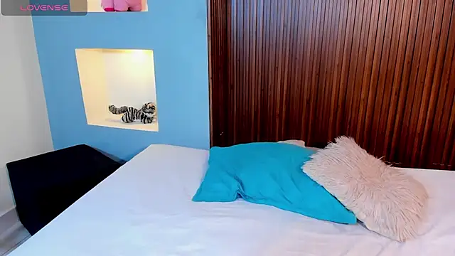 RebecaRush4 online show from October 10, 2025, 3:29 am