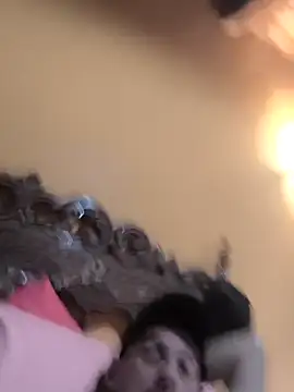 Snapshot of El_Andres_1 chatting on November 7, 2025, 9:52 pm El Andres 1 online show from November 7, 2025, 9:52 pm