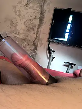 Snapshot of El_Andres_1 chatting on December 16, 2025, 10:14 pm El Andres 1 online show from December 16, 2025, 10:14 pm