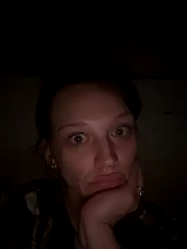 Snapshot of Crooked_Angel chatting on November 13, 2025, 10:52 am Crooked Angel online show from November 13, 2025, 10:52 am