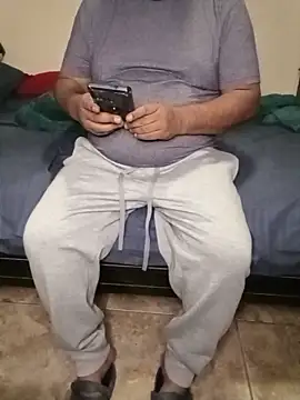 HomHot47 online show from April 10, 2026, 6:42 am