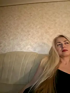 Snapshot of Nikihot__ chatting on September 22, 2025, 9:54 pm Nikihot online show from September 22, 2025, 9:54 pm