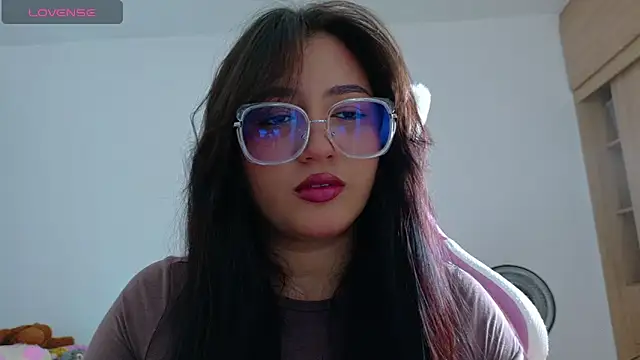 Angeldusttt online show from December 2, 2025, 8:54 pm