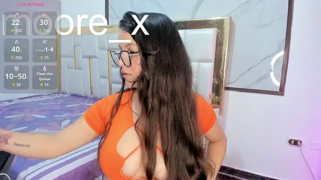 KateMoorex online show from December 2, 2025, 12:40 pm