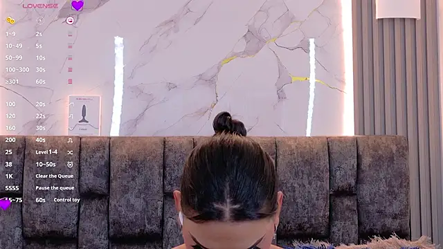 Snapshot of Ava_Cristi chatting on November 6, 2025, 1:48 pm Ava Cristi online show from November 6, 2025, 1:48 pm