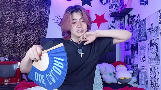 Vamps Lovers online show from November 26, 2025, 7:47 pm