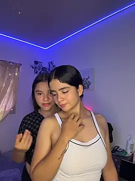 Ashley and Zoe online show from April 5, 2026, 5:08 pm