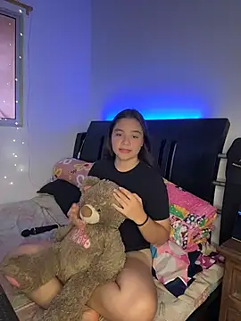 Ashley and Zoe online show from March 7, 2026, 4:01 pm