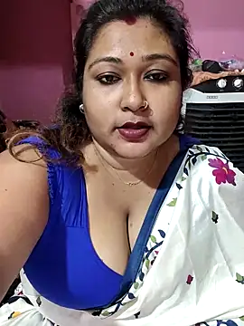 hotbhabhi011 online show from April 9, 2026, 3:52 am