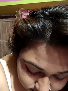 hotbhabhi011 online show from September 29, 2025, 11:05 am