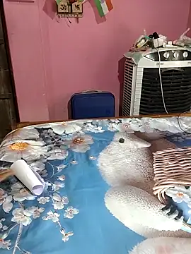 Snapshot of hotbhabhi011 chatting on February 6, 2026, 7:37 am hotbhabhi011 online show from February 6, 2026, 7:37 am