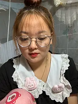 July-y online show from October 31, 2025, 9:50 am