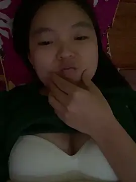 viluna online show from December 16, 2025, 5:44 am