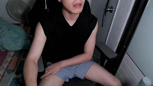 y610809yy online show from April 25, 2026, 6:05 pm