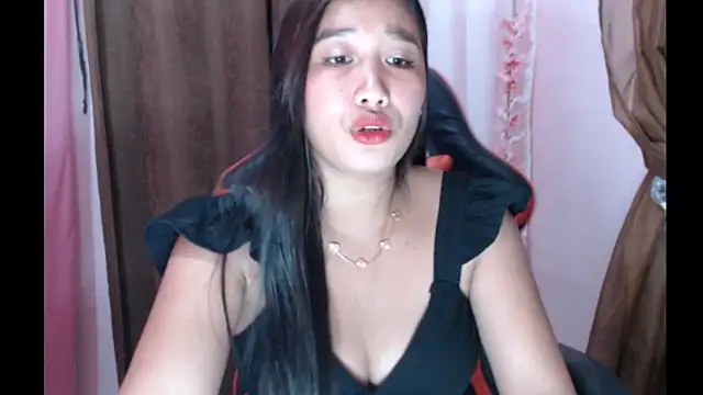 Snapshot of Chubby_HotLady chatting on November 9, 2025, 6:50 am Chubby HotLady online show from November 9, 2025, 6:50 am