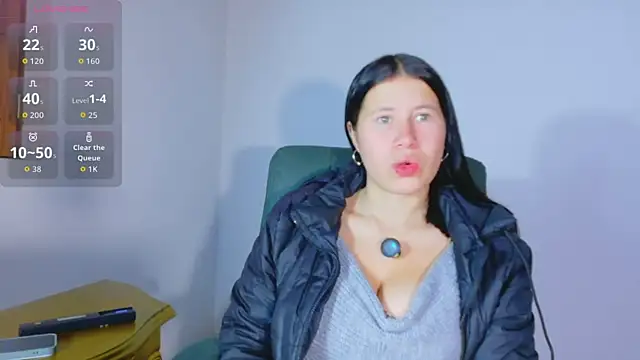 Olivia11  online show from June 3, 2026, 2:07 pm