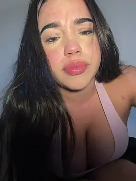 Snapshot of SofiaWildee chatting on February 16, 2026, 5:39 am SofiaWildee online show from February 16, 2026, 5:39 am