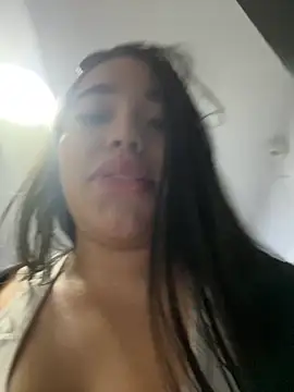 Snapshot of SofiaWildee chatting on September 22, 2025, 10:05 pm SofiaWildee online show from September 22, 2025, 10:05 pm