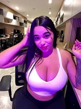 SofiaWildee online show from January 8, 2026, 1:33 am