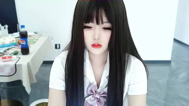 -caicai online show from October 5, 2025, 2:35 am