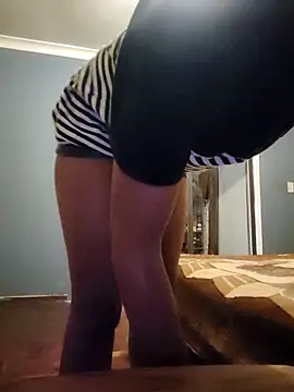 Snapshot of Cianda24 chatting on March 5, 2026, 6:26 pm Cianda24 online show from March 5, 2026, 6:26 pm