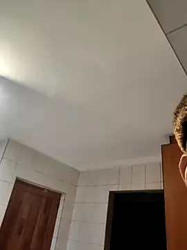 Snapshot of Cianda24 chatting on March 17, 2026, 7:39 pm Cianda24 online show from March 17, 2026, 7:39 pm