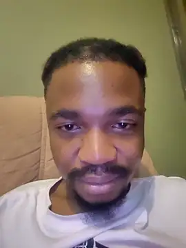 Snapshot of Cianda24 chatting on March 4, 2026, 7:21 pm Cianda24 online show from March 4, 2026, 7:21 pm