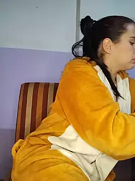 kariciasecreta online show from July 9, 2026, 1:39 am