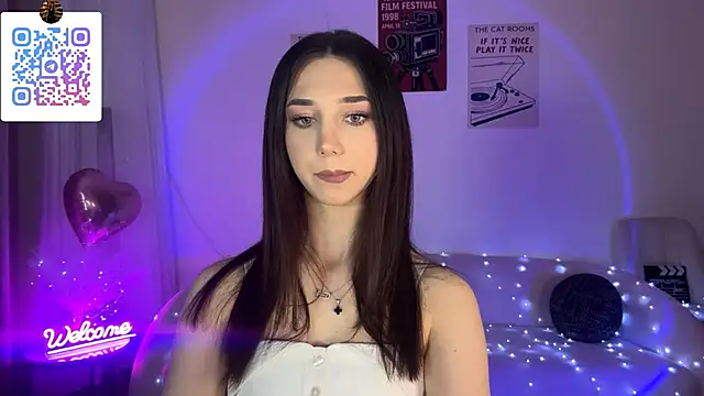 LinaMour online show from May 24, 2026, 10:31 pm