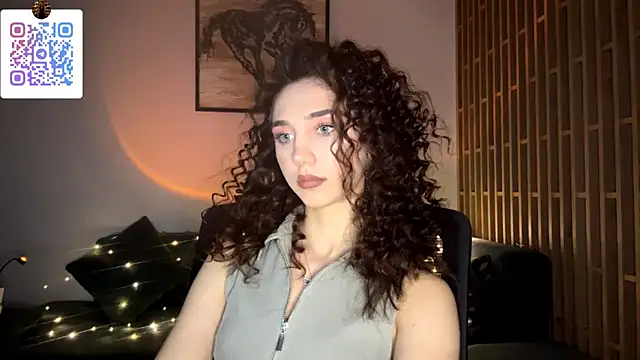 LinaMour online show from March 1, 2026, 10:21 pm