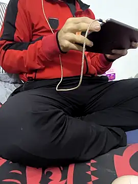 yazinyazin1 online show from December 3, 2025, 3:11 pm